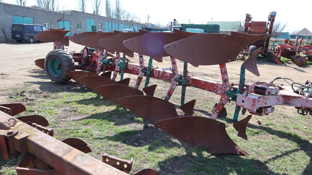 Плуг оборотный Kverneland RN-100 Николаев 4000$