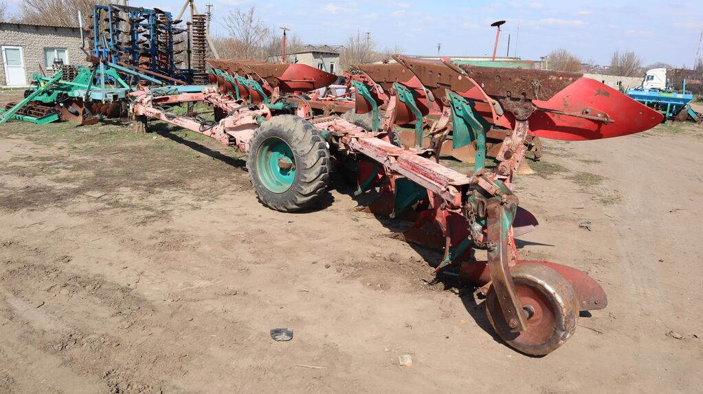 Плуг оборотный Kverneland RN-100 Николаев 4000$