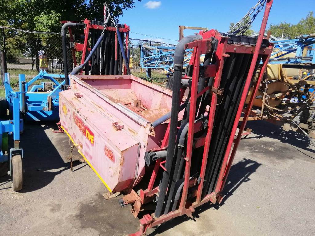 Разбрасыватель удобрений рядковый штанговый 1400$