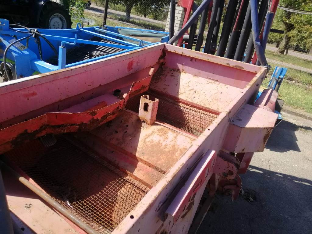 Разбрасыватель удобрений рядковый штанговый 1400$