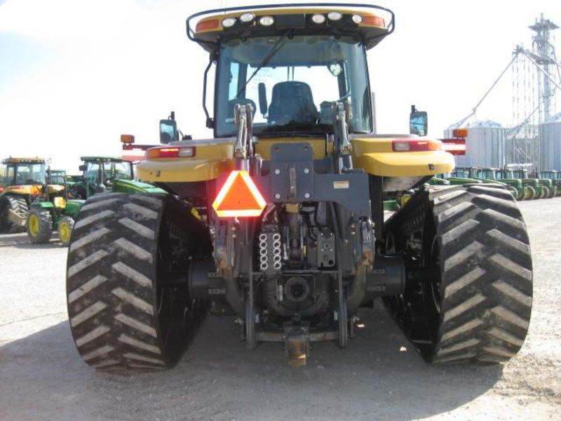 Трактор гусеничный 2005 Challenger MT855B