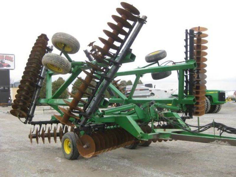 Дисковая борона John Deere 630