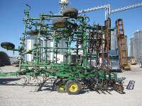 Культиватор 1998 John Deere 980